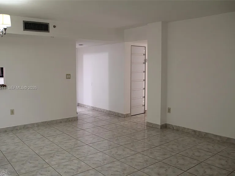 8700 SW 133rd Avenue Rd #301 — Photo 23