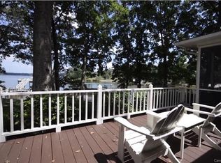 9191 Azalea Rd, Sherrills Ford, NC 28673