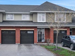 551 Kilspindie Rdg, Ottawa, ON K2J6A2