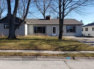 114 N Wilson St, Fredonia, WI 53021
