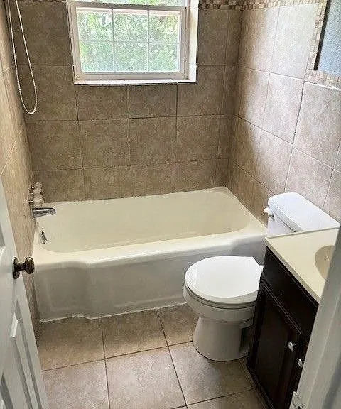 509 Beville St #1 — Photo 8