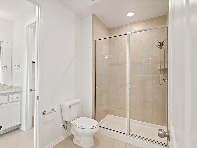 1108 Trevi Fontana Dr — Photo 33