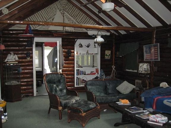 5th image of 10 Nook Ln