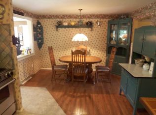 48 Green St #B, Medfield, MA 02052