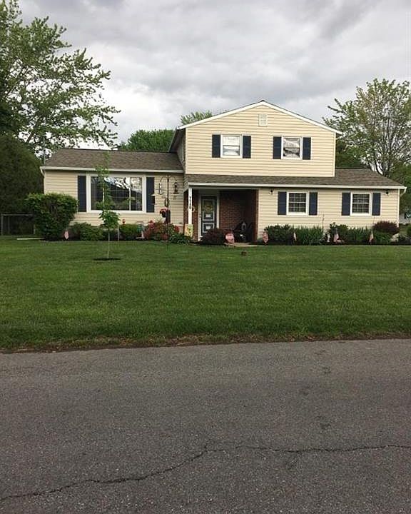 1st image of 7740 Whiffletree Ln