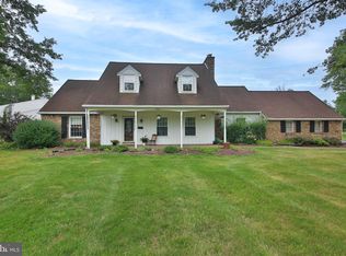 2348 Oakfield Rd, Warrington, PA 18976