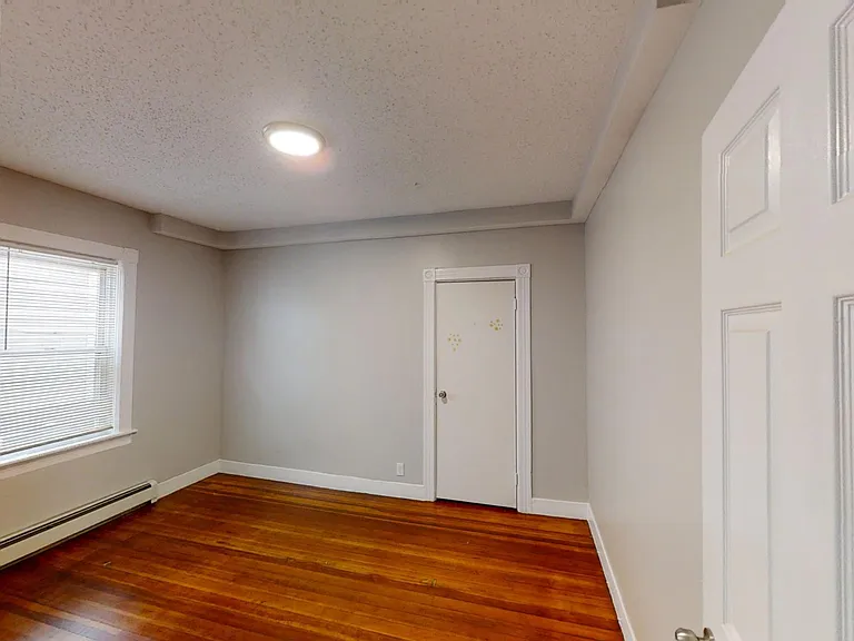 90 Georgia Ave #1 — Photo 8