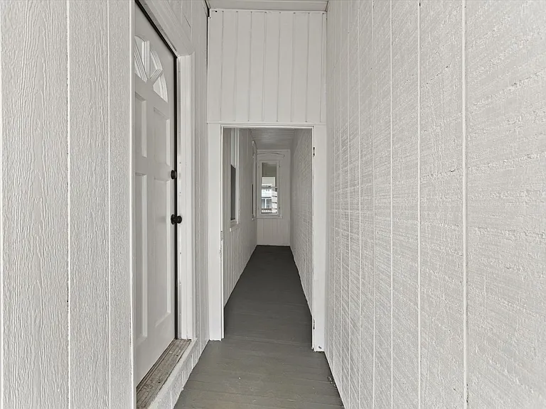 1020 N George St — Photo 24