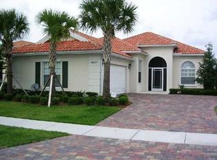 8437 Xanthus Ln, Wellington, FL 33414