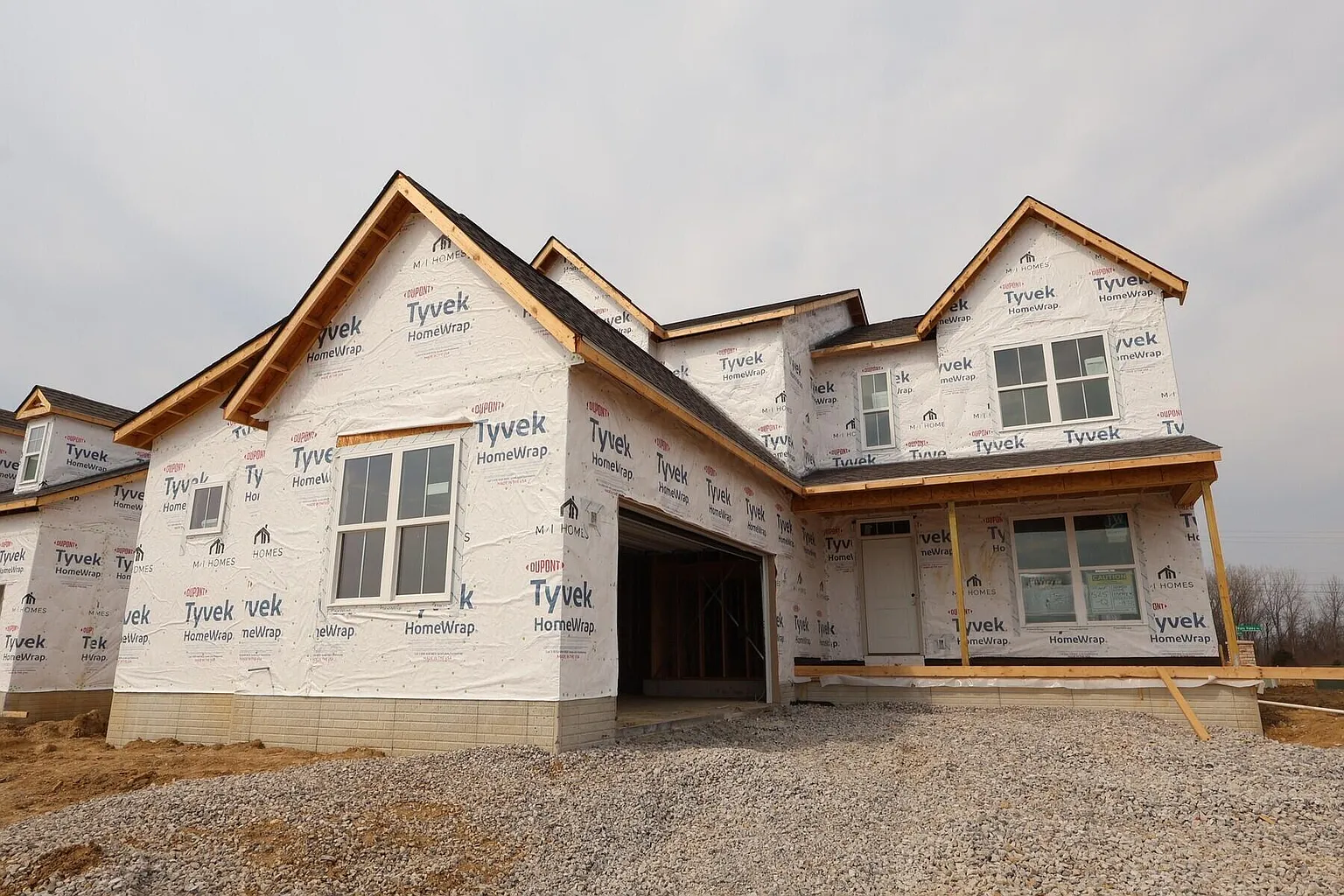 405 Osprey Dr photo 1