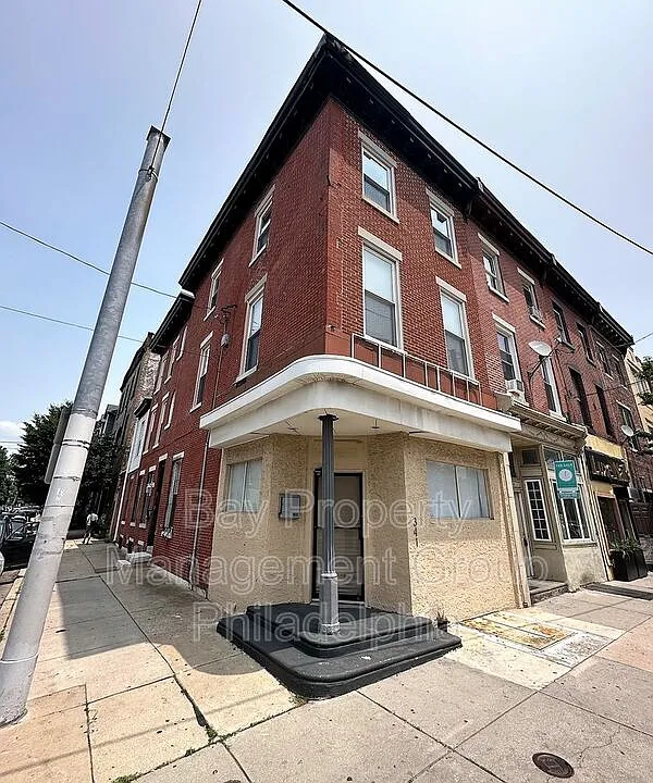 341 W Girard Ave #COMMERCIAL