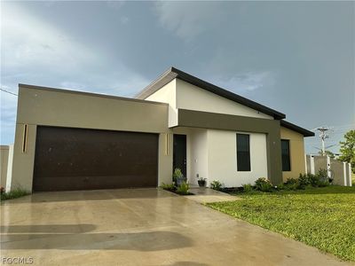 1613 N Gator Circle Cpe, Coral, FL, 33909