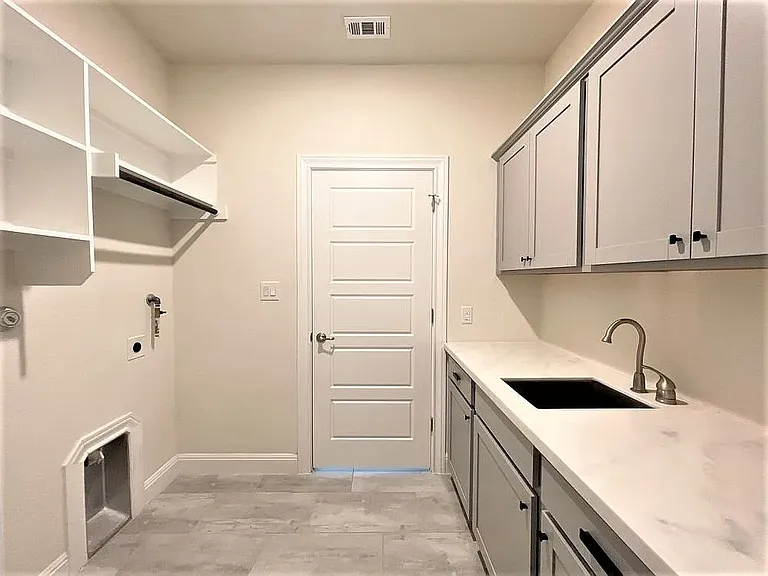 716 Expedition Way — Photo 5