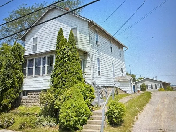 925 E 6th St, Ashtabula, OH 44004