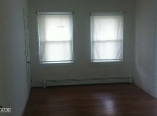 217 Lewis St, Bridgeport, CT 06605