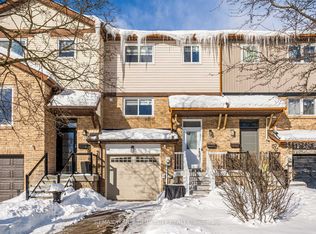 60 Dana Cres, Vaughan, ON L4J 2R5