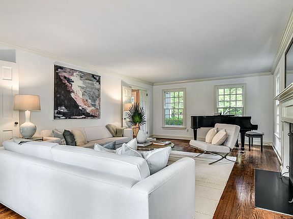 106 Stephen Mather Road