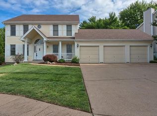 109 Rhinegarten Dr, Florissant, MO 63031