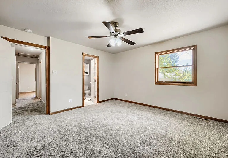 2821 E Serendipity Cir — Photo 17