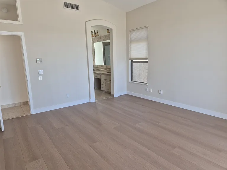 Bedroom 2 with spacious closet