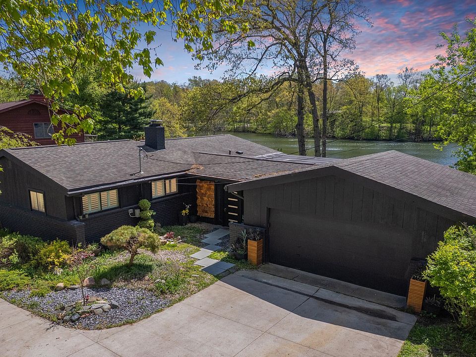 1st image of 4775 Bridgeway Dr