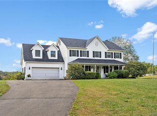 295 Borden Rd, Shawangunk, NY 12589