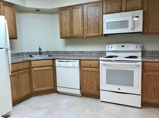 20676 Fairmount Blvd APT 305, Shaker Heights, OH 44118