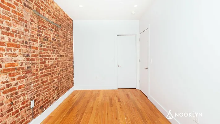 Rented by Nooklyn NYC LLC | media 15