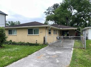 10700 Russell St, River Ridge, LA 70123