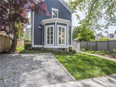 103 Mill St, Newport, RI, 02840