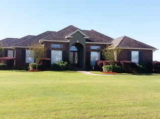 173 Rue De Levert, Raceland, LA 70394