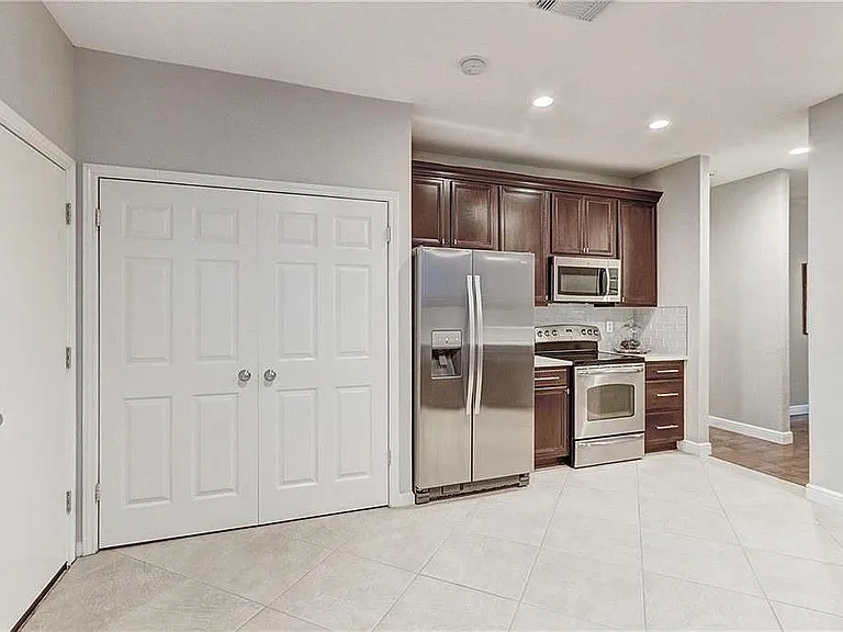 8914 Bridgewood Trl — Photo 5
