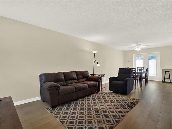 3rd image of 1799 N HIGHLAND AVENUE #53
