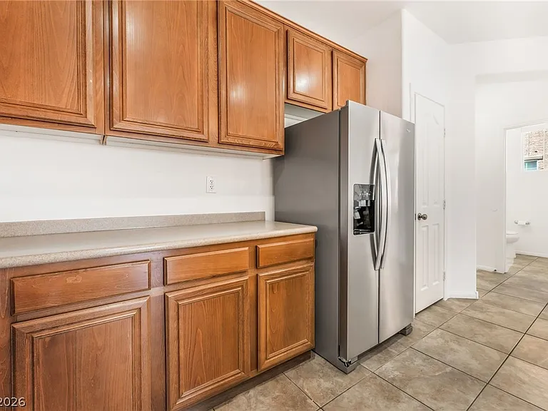 310 Clarence House Ave #2 — Photo 12