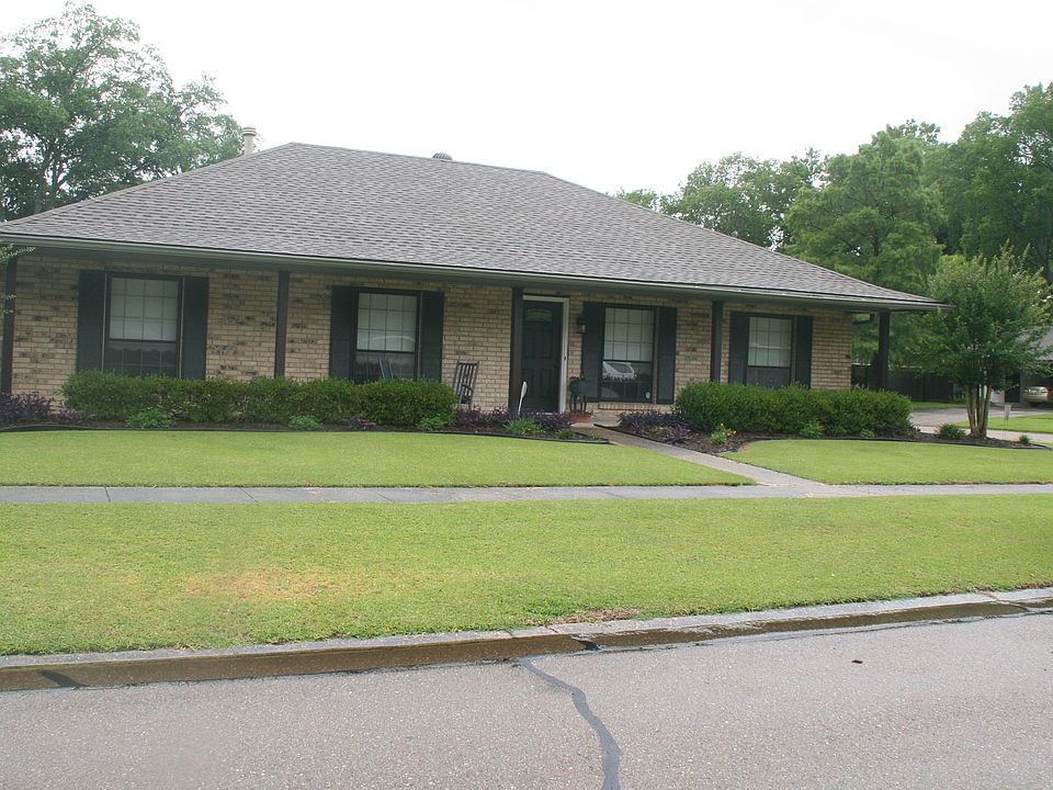 Corner Lot