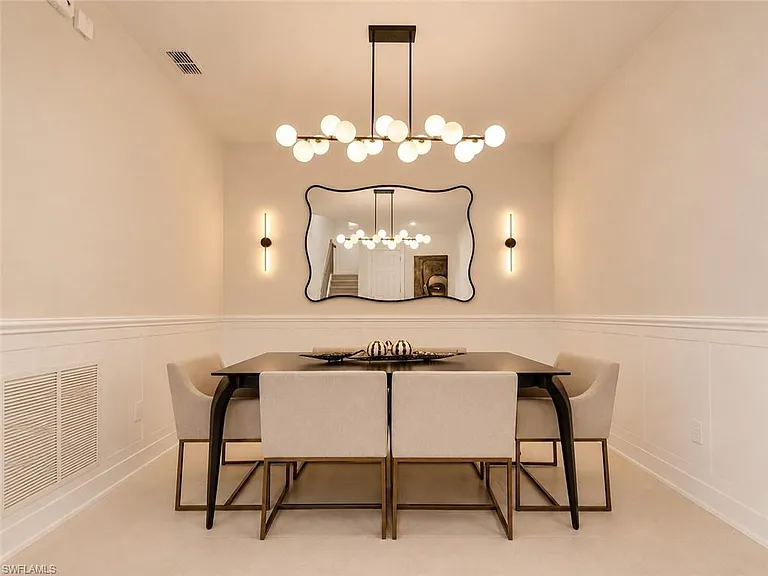 12667 Biscayne Ct — Photo 32