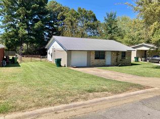 213 S Center St, Conway, AR 72034