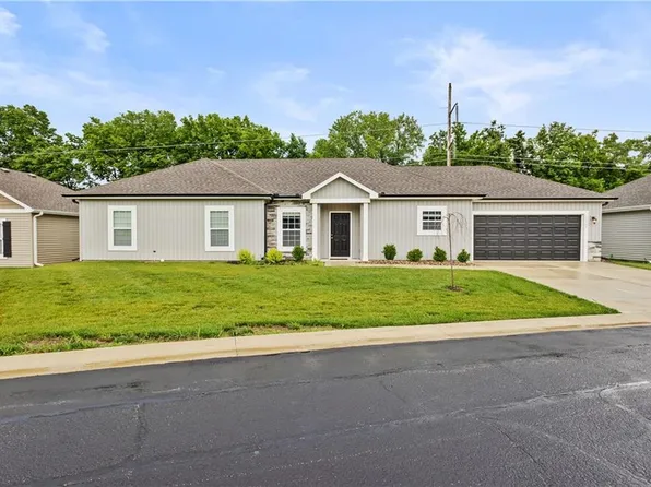 12347 N Shannon Ave, Kansas City, MO 64163