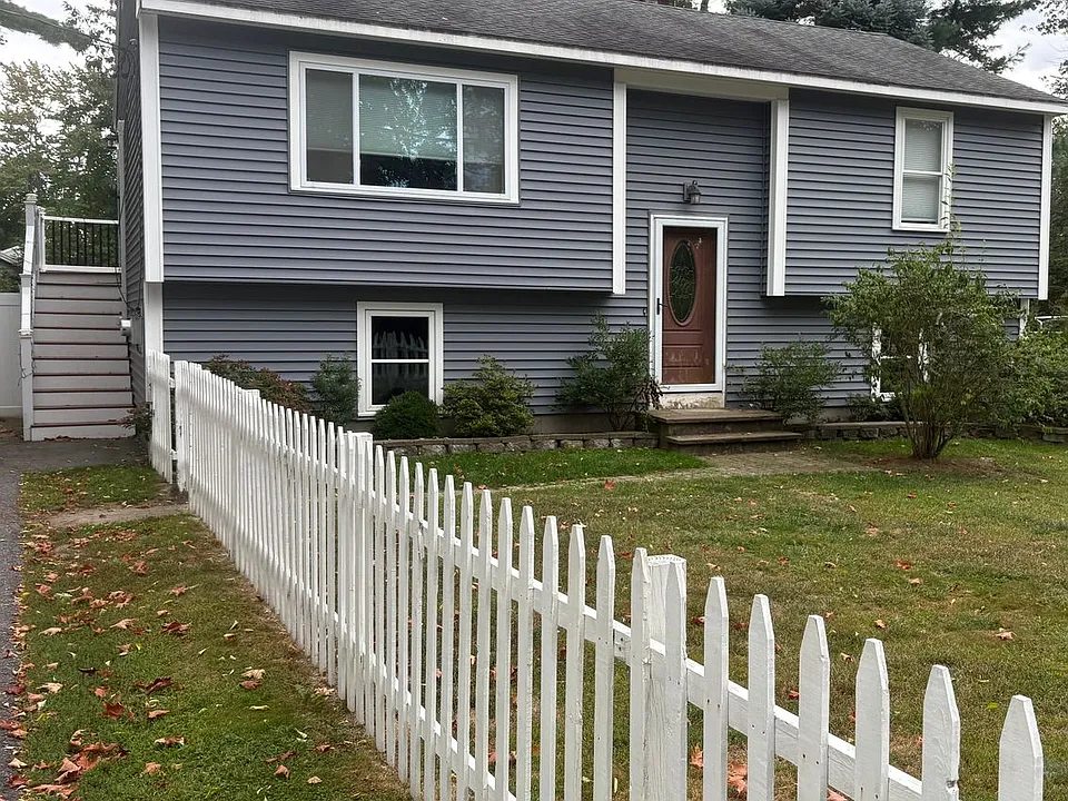 4 Louise St