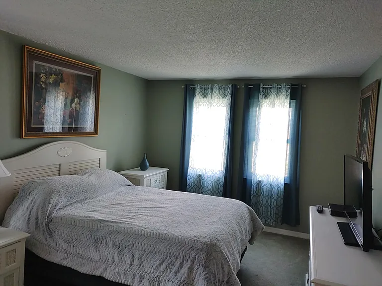 9940 47th Ave N #312 — Photo 8