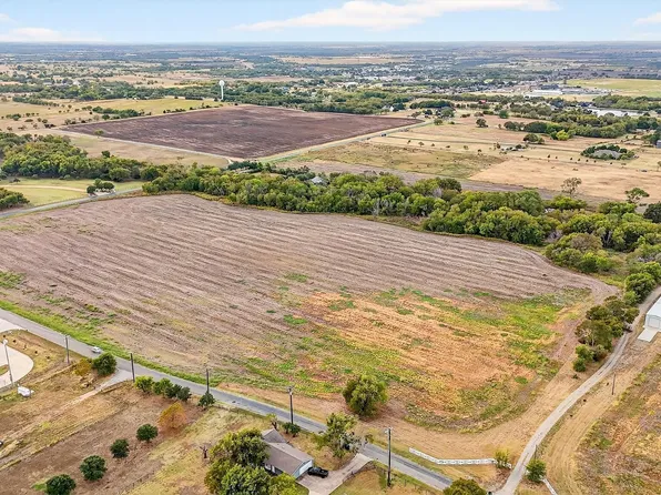 229 Pike Rd, Gunter, TX 75058