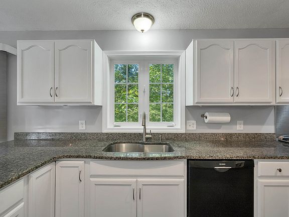 5th image of 5 Boylston Avenue
