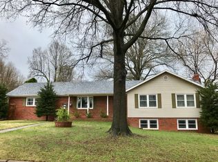 2307 E Cherryvale St, Springfield, MO 65804