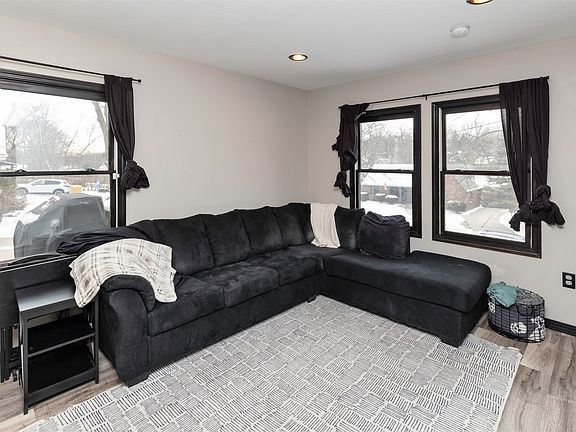 5th image of 1637 Huntland Dr