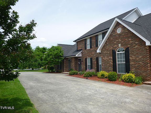 5th image of 1727 Blakewood Ct #1727
