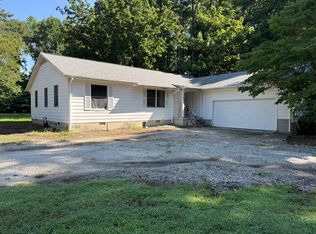 612 Allens Mill Rd, Yorktown, VA 23692