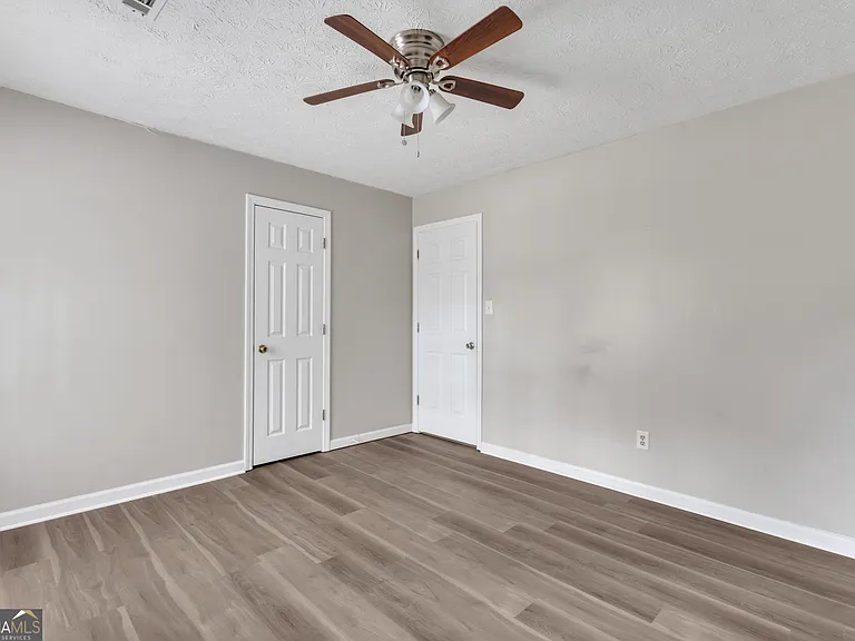 116 Crofts Cor — Photo 31