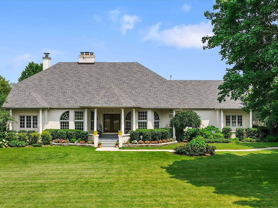 1st image of 40W842 Campton Meadows Dr