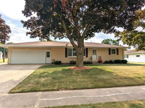 414 LEE AVENUE, Brillion, WI 54110