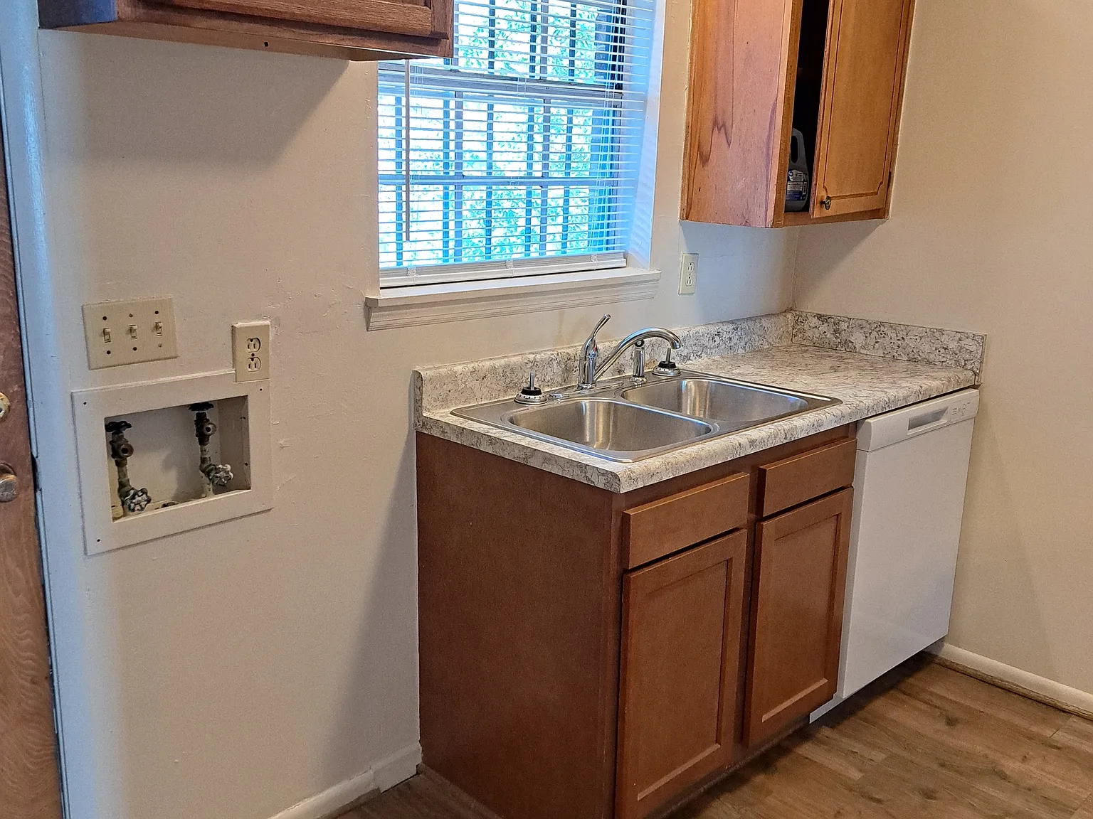 11th Place South - 9 — Photo 3